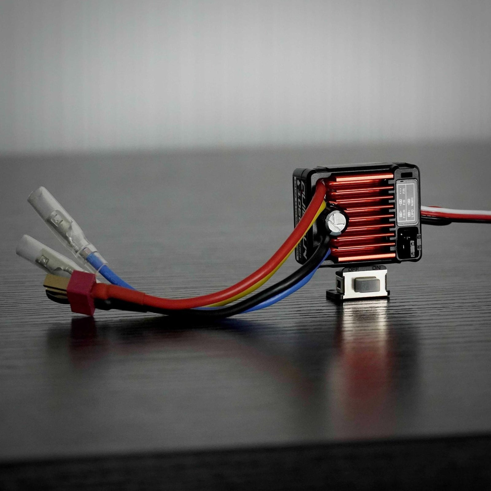 NEWS: HOBBYWING Updated QUICRUN 1060 BRUSHED ESC T-Plug